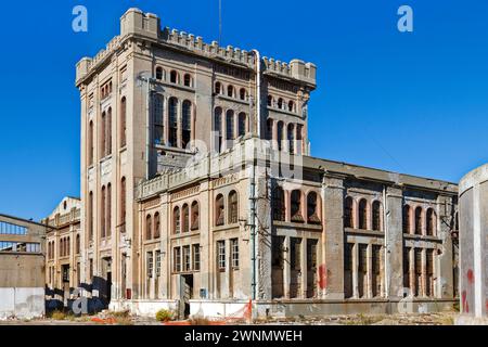 Vecchio edificio industriale abbandonato, a Elefsina, in Grecia. Foto Stock