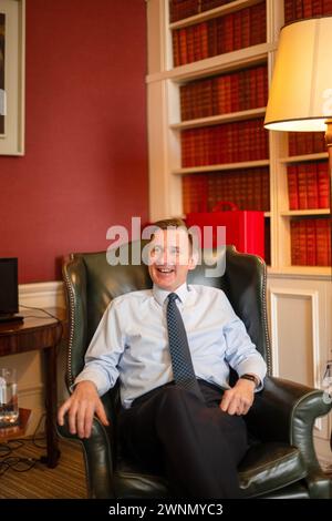 PIC mostra Jeremy Hunt Cancelliere dello Scacchiere al numero 11 di Downing Street Foto Stock