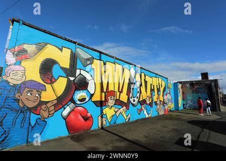 Blythe Street Community Mural nel sud di Belfast Foto Stock