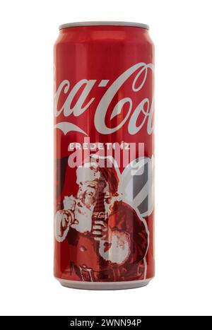 can of hungarian festive christmas special edition coca cola ha tagliato lo sfondo bianco ungheria Foto Stock