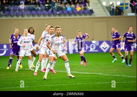 Firenze, Italia. 3 marzo 2024. 23 Salvai Cecilia davanti al gruppo difensivo d'angolo durante Fiorentina vs Juventus Women, Coppa Italia Italia femminile partita di calcio a Firenze, Italia, 03 marzo 2024 Credit: Independent Photo Agency/Alamy Live News Foto Stock