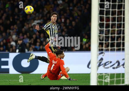 Napoli, Italia. 3 marzo 2024. Foto Alessandro Garofalo/LaPresse 03 marzo 2024 Napoli, Italia sport calcio Napoli vs Juventus - Campionato di calcio serie A TIM 2023/2024 - stadio Diego Armando Maradona nella foto: Dusan Vlahovic (Juventus FC); 3 marzo 2024 Napoli, Italia calcio sportivo Napoli vs Juventus - Campionato Italiano di calcio A TIM 2023/2024 - stadio Diego Armando Maradona. Nella foto: Dusan Vlahovic (Juventus FC); credito: LaPresse/Alamy Live News Foto Stock