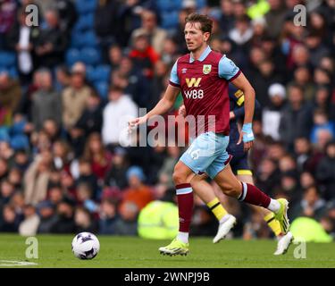 Burnley, Regno Unito. 3 marzo 2024. Sander Berge di Burnley durante la partita di Premier League a Turf Moor, Burnley. Il credito per immagini dovrebbe essere: Gary Oakley/Sportimage Credit: Sportimage Ltd/Alamy Live News Foto Stock