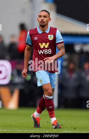 Burnley, Regno Unito. 3 marzo 2024. Vitinho del Burnley durante la partita di Premier League a Turf Moor, Burnley. Il credito per immagini dovrebbe essere: Gary Oakley/Sportimage Credit: Sportimage Ltd/Alamy Live News Foto Stock