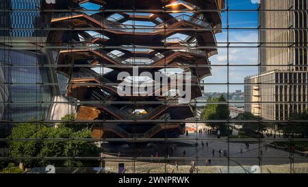 Vessel (TKA) è una struttura e attrazione turistica costruita come parte del Hudson Yards Redevelopment Project a Manhattan, New York City Foto Stock