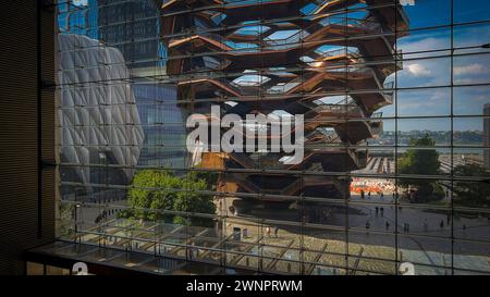 Vessel (TKA) è una struttura e attrazione turistica costruita come parte del Hudson Yards Redevelopment Project a Manhattan, New York City Foto Stock