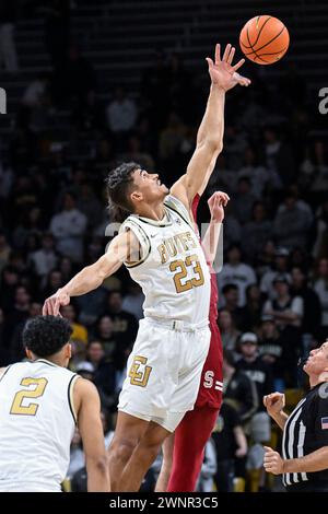 Boulder, Colorado, Stati Uniti. 3 marzo 2024. L'attaccante dei Colorado Buffaloes Tristan da Silva (23) vince la punta nella partita di basket maschile tra Colorado e Stanford al centro Coors Events di Boulder, CO. Derek Regensburger/CSM/Alamy Live News Foto Stock