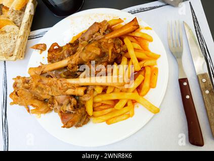 Agnello al forno con salsa Foto Stock