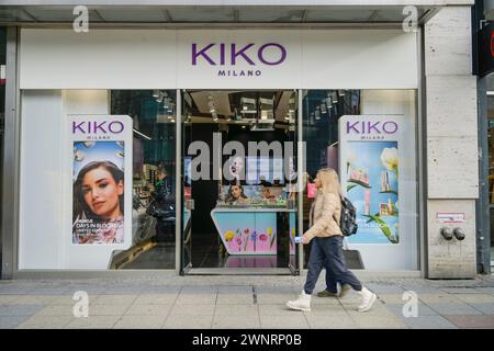 Kiko Parfumerie, Tauentzienstraße, Schöneberg, Berlin, Deutschland Foto Stock