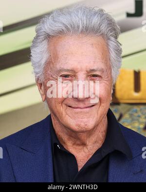 Los Angeles, Stati Uniti. 3 marzo 2024. LOS ANGELES, CALIFORNIA, USA - 03 MARZO: Dustin Hoffman arriva alla prima mondiale della DreamWorks Animation and Universal Pictures 'Kung fu Panda 4' tenutasi all'AMC The Grove 14 il 3 marzo 2024 a Los Angeles, California, Stati Uniti. (Foto di Xavier Collin/Image Press Agency) credito: Image Press Agency/Alamy Live News Foto Stock