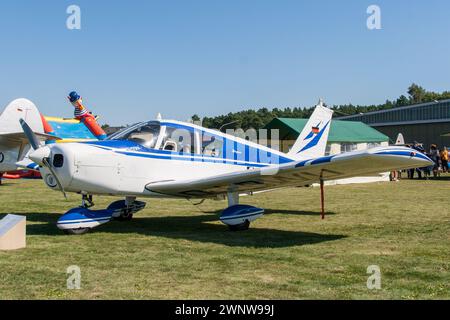 Un Piper PA-28-140 Cherokee a Gatow, Berlino Foto Stock