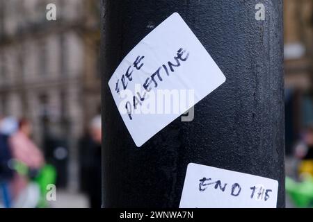 Trafalgar Square, Londra, Regno Unito. 4 marzo 2024. Pro-Palestine, adesivi anti Israele a Trafalgar Square. Crediti: Matthew Chattle/Alamy Live News Foto Stock