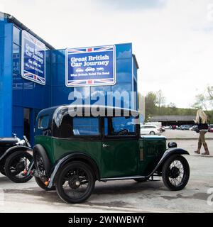 20/05/21 l'ex fabbrica wireworks recentemente ristrutturata. Con tutte le auto finalmente rivelate, il museo viene lanciato nel magazzino della vecchia wireworks, AMB Foto Stock