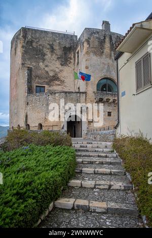 Ingresso al castello di Pandone. Venafro, Isernia, Molise, Italia, Europa. Foto Stock