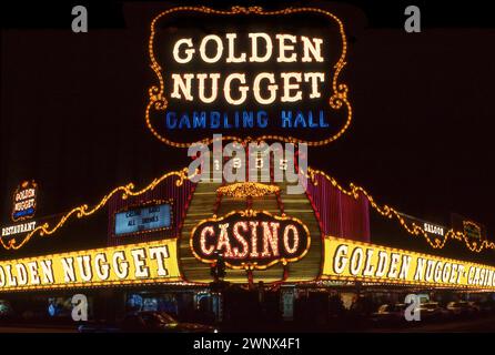 Il casinò Golden Nugget nella città vecchia di Las Vegas, Nevada USA, nel 1981 Foto Stock