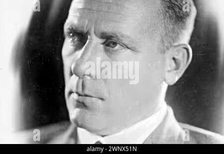 MIKHAIL BULGAKOV (1891-1940) scrittore, medico e drammaturgo russo Foto Stock