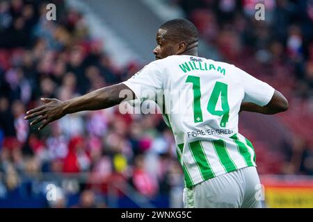 3 marzo 2024; Stadio Metropolitano, Madrid, Spagna, calcio spagnolo la Liga, Atletico Madrid contro Real Betis; William Carvalho festeggia il suo gol per 2-1 al 62 ° minuto Foto Stock