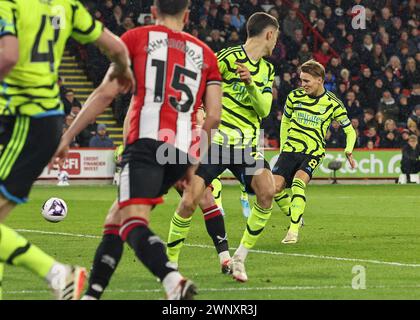 Bramall Lane, Sheffield, Regno Unito. 4 marzo 2024. Premier League Football, Sheffield United contro Arsenal; Martin Odegaard dell'Arsenal segna il gol di apertura al 5 ° minuto per ottenere il punteggio 0-1 Credit: Action Plus Sports/Alamy Live News Foto Stock