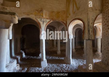 Architettura interna dell'Eremo di San Baudelio de Berlanga Foto Stock