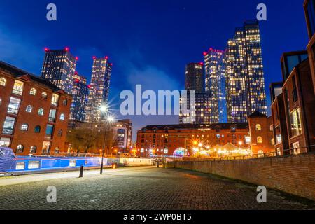 Foto notturna di Castlefield Manchester Foto Stock