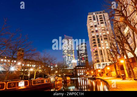 Immagine notturna di Castlefield, Manchester. Foto Stock