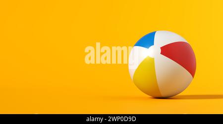 Pallone da spiaggia gonfiabile su sfondo estivo giallo. Vacanze estive, concetto di vacanza. Rendering 3D. Foto Stock