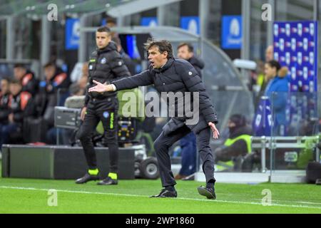 Milano, Italia. 4 marzo 2024. L'allenatore Simone Inzaghi dell'Inter milanese visto durante la partita di serie A tra Inter e Genova a Giuseppe Meazza a Milano. (Foto: Gonzales Photo - Tommaso Fimiano). Foto Stock