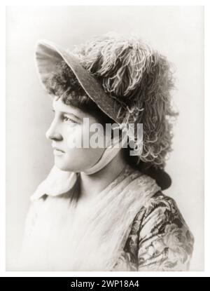 Lillie Langtry (1853-1929), socialite britannica, attrice teatrale e produttrice, ritratto di Napoleon Sarony, circa 1882 Foto Stock