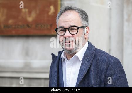 Londra, Regno Unito. 5 marzo 2024. Paul Scully, deputato, che è stato Ministro per Londra dal 2020 al 2023 e che ha annunciato ieri di essersi ritirato alle prossime elezioni, è oggi a Whitehall. Crediti: Imageplotter/Alamy Live News Foto Stock