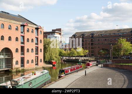 UK, Manchester, Bridgewater Canal nella zona di Castlefield. Foto Stock