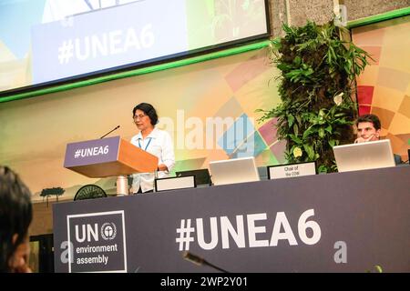 Nairobi, Kenya. 1 marzo 2024. Un delegato parla durante la vi Assemblea delle Nazioni Unite per l'ambiente (UNEA-6) tenutasi presso gli uffici delle Nazioni Unite. L'evento delle Nazioni Unite si è concentrato sul ruolo del multilateralismo che sta affrontando la triplice crisi planetaria del cambiamento climatico, della perdita di biodiversità e dell'inquinamento. (Immagine di credito: © James Wakibia/SOPA Images via ZUMA Press Wire) SOLO PER USO EDITORIALE! Non per USO commerciale! Foto Stock