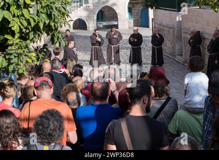 Stazioni della via Crucis, via dolorosa, città vecchia di Gerusalemme, Israele Foto Stock