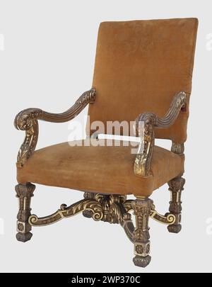 Poltrona della fine del XIX secolo della seconda metà del XIX secolo, che mette in risalto design, materiali e stile decorativo nei mobili. Foto Stock