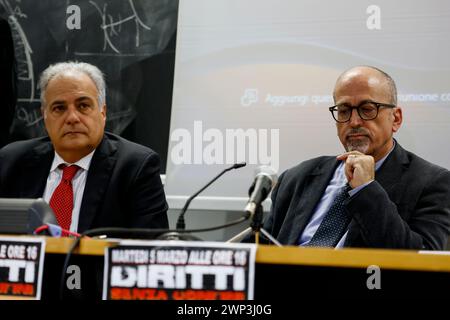 Università Roma tre, la Facoltà di giurisprudenza accoglie un incontro sulle condizioni carcerarie di Ilaria Salis in Ungheria con Gianfranco Quagliarulo, presidente dell'ANPI, il magnifico Rettore Massimiliano Fiorucci e Roberto Salis, il padre di Iaria Salis - Cronaca - Roma, Italia - Martedì, 05 marzo 2024 (foto Cecilia Fabiano/LaPresse) Università Roma tre, la Facoltà di giurisprudenza ospita un incontro sulle condizioni carcerarie di Ilaria Salis in Ungheria con Gianfranco Quagliarulo, presidente dell'ANPI, il magnifico Rettore Massimiliano Fiorucci e Roberto Salis, padre di Iaria Salis Foto Stock