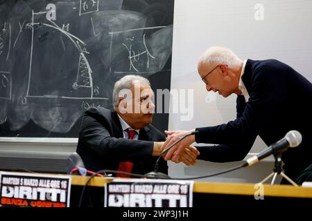 Università Roma tre, la Facoltà di giurisprudenza accoglie un incontro sulle condizioni carcerarie di Ilaria Salis in Ungheria con Gianfranco Quagliarulo, presidente dell'ANPI, il magnifico Rettore Massimiliano Fiorucci e Roberto Salis, il padre di Iaria Salis - Cronaca - Roma, Italia - Martedì, 05 marzo 2024 (foto Cecilia Fabiano/LaPresse) Università Roma tre, la Facoltà di giurisprudenza ospita un incontro sulle condizioni carcerarie di Ilaria Salis in Ungheria con Gianfranco Quagliarulo, presidente dell'ANPI, il magnifico Rettore Massimiliano Fiorucci e Roberto Salis, padre di Iaria Salis Foto Stock