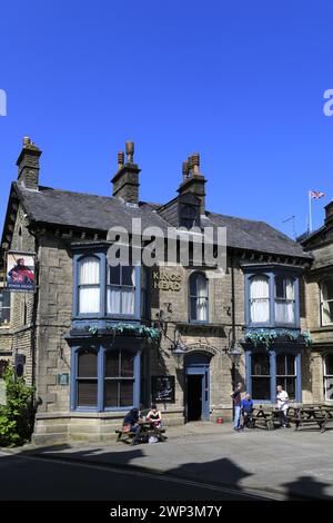 Pub Kings Head, città di Buxton, Peak District National Park, Derbyshire, Inghilterra, Regno Unito Foto Stock