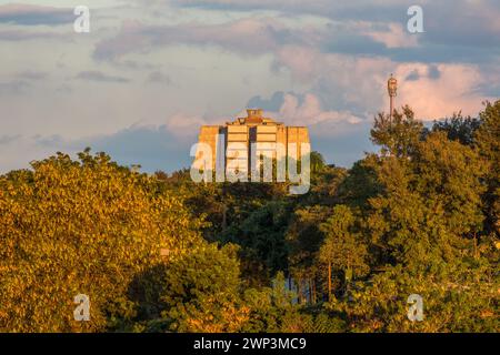 Il faro di Columbus, o faro a Colon, Santo Domingo, Repubblica Dominicana. Costruito nel 1986 come museo per le Americhe e un mausoleo per contenere il Foto Stock