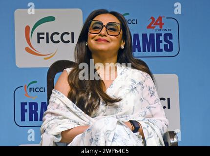 Mumbai, India. 5 marzo 2024. L'attrice di Bollywood Rani Mukerji è stata vista durante l'evento Federation of Indian Chambers of Commerce and Industry (FICCI Frames) il primo giorno a Mumbai. L'evento è una piattaforma per il settore dei media e dell'intrattenimento per condividere idee, innovazioni, networking e brainstorming sui problemi affrontati dal settore. Si terrà dal 5 al 7 marzo 2024 in città. (Foto di Ashish Vaishnav/SOPA Images/Sipa USA) credito: SIPA USA/Alamy Live News Foto Stock