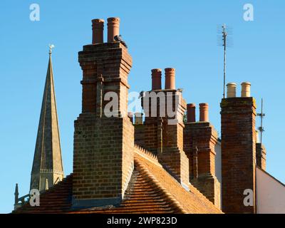 Saint Helen's Wharf è un luogo di bellezza famoso sul Tamigi, appena a monte del ponte medievale di Abingdon-on-Thames. Il pontile era per centurie Foto Stock