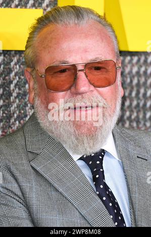 Ray Winstone bei der Premiere der Netflix-serie The Gentlemen im Theatre Royal Drury Lane. Londra, 05.03.2024 *** Ray Winstone alla prima della serie Netflix The Gentlemen al Theatre Royal Drury Lane Londra, 05 03 2024 foto:XS.xVasx/xFuturexImagex Gentlemen 4443 Foto Stock