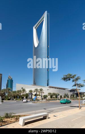 La bellissima e iconica Torre del Regno di Riyad Foto Stock