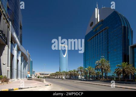 La bellissima e iconica Torre del Regno di Riyad Foto Stock