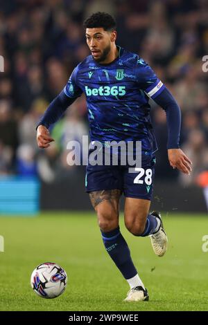 Leeds, Regno Unito. 5 marzo 2024. Josh Laurent di Stoke City durante lo Sky Bet Championship match a Elland Road, Leeds. Il credito per immagini dovrebbe essere: Gary Oakley/Sportimage Credit: Sportimage Ltd/Alamy Live News Foto Stock