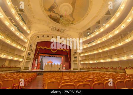 Interni del grande Teatro dell'Avana Alicia Alonso o Gran Teatro de la Habana Alicia Alonso, l'Avana, Cuba. Foto Stock