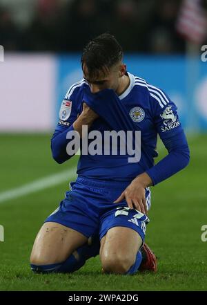 Yunus Akgün di Leicester City durante la partita del Campionato Sky Bet tra Sunderland e Leicester City allo Stadio della luce di Sunderland, martedì 5 marzo 2024. (Foto: Michael driver | mi News) crediti: MI News & Sport /Alamy Live News Foto Stock