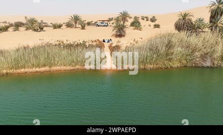 Gaberoun sulla Libia bel posto e splendida vista sui laghi di Ubari, Fezzan, Umm al-Maa, Libia Foto Stock