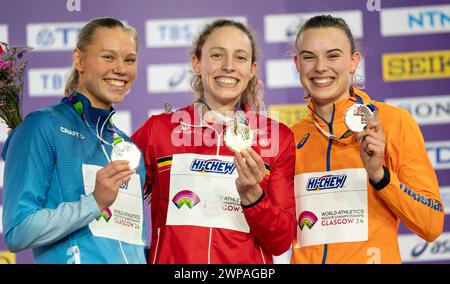 Saga Vanninen della Finlandia (Argento), Noor Vidts del Belgio (Oro) e Sofie Dokter dei Paesi Bassi (Bronzo) nel pentathlon femminile Foto Stock