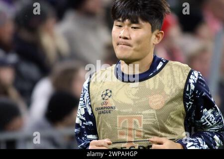 MONACO, Germania. 5 marzo 2024. 3 Minjae KIM durante il riscaldamento per la partita di Champions League tra FC Bayern Muenchen e S.S. LAZIO Roma all'Allianz Arena di Monaco il 5 marzo 2024 in Germania. Fussball, 3:0, (foto e copyright @ ATP Images/Arthur THILL (THILL Arthur/ATP/SPP) credito: SPP Sport Press Photo. /Alamy Live News Foto Stock