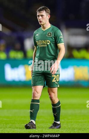 Sheffield, Regno Unito. 5 marzo 2024. Plymouth Argyle centrocampista Adam Randell (20) durante lo Sheffield Wednesday FC contro Plymouth Argyle FC all'Hillsborough Stadium, Sheffield, Inghilterra, Regno Unito il 5 marzo 2024 Credit: Every Second Media/Alamy Live News Foto Stock