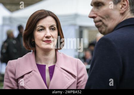 Londra, Regno Unito. 6 marzo 2024. Bridget Phillipson, Segretario di Stato ombra per l'istruzione nel governo ombra di Keir Starmer, membro del Parlamento per Houghton e Sunderland South, viene intervistata a Westminster il giorno del budget. Crediti: Imageplotter/Alamy Live News Foto Stock